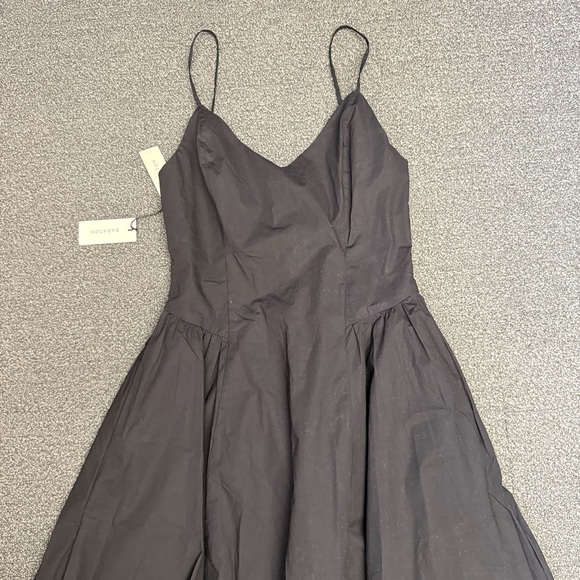 Aritzia Babaton Looksee Poplin Dress in Black - Picture 2 of 14